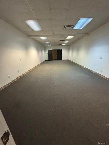 2830 Corunna Road, Flint, MI 48503