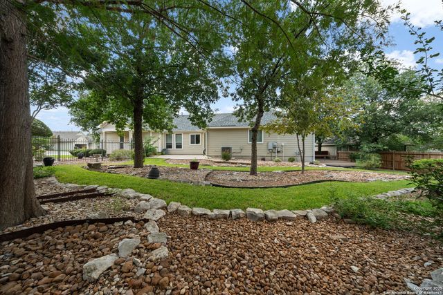 23606 Last, San Antonio, TX 78260