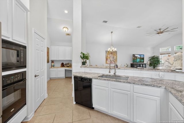 23606 Last, San Antonio, TX 78260