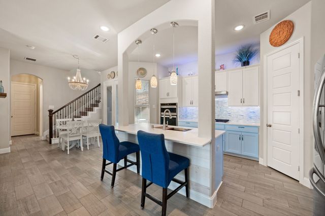 900 Adam Way, Euless, TX 76040