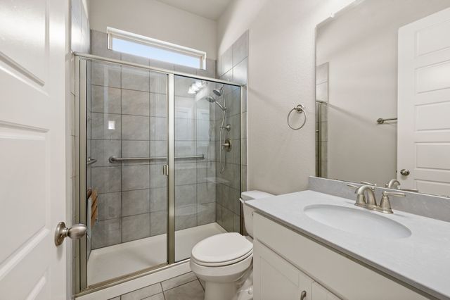 900 Adam Way, Euless, TX 76040