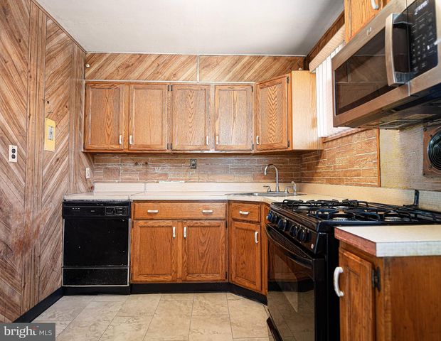 1619 FRENCHS AVE, Baltimore, MD 21221