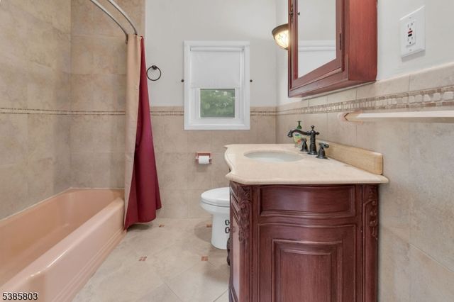 2005 Nassau Dr, Wall Twp., NJ 07762