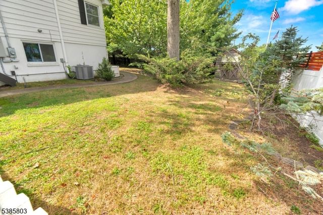 2005 Nassau Dr, Wall Twp., NJ 07762