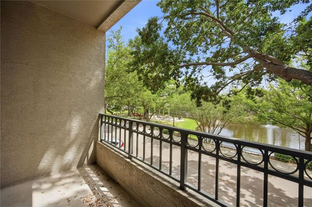 604 SEASCAPE WAY, Tampa, FL 33602