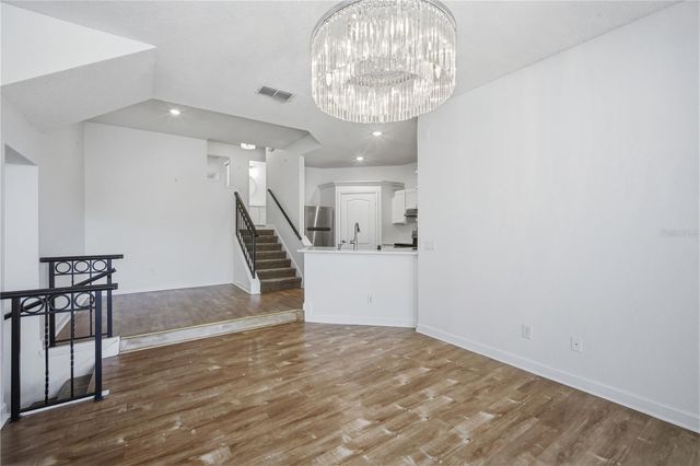 604 SEASCAPE WAY, Tampa, FL 33602