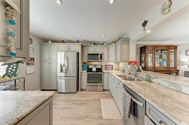 812 SPRING LAKES BLVD., Bradenton, FL 34210