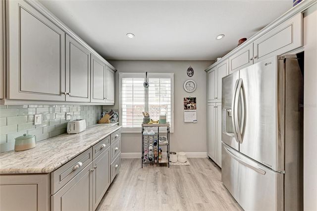 812 SPRING LAKES BLVD., Bradenton, FL 34210