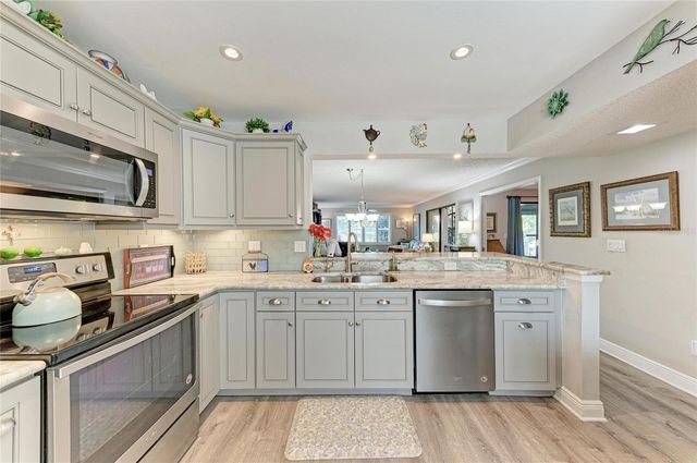 812 SPRING LAKES BLVD., Bradenton, FL 34210