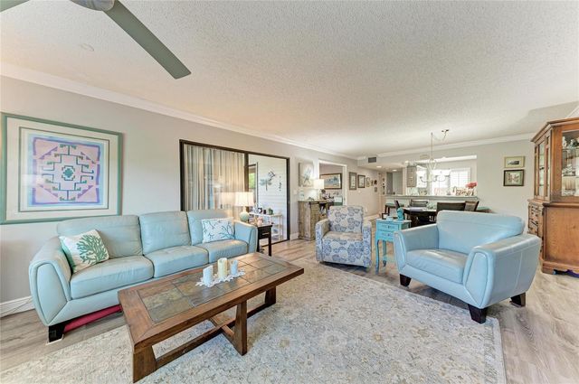 812 SPRING LAKES BLVD., Bradenton, FL 34210
