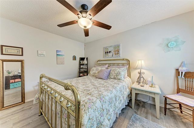 812 SPRING LAKES BLVD., Bradenton, FL 34210