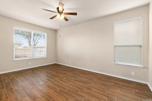 10814 MUSTANG OAK DR, San Antonio, TX 78254