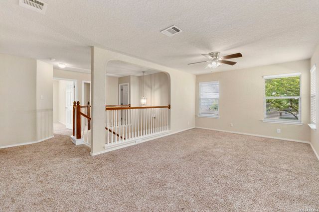 10814 MUSTANG OAK DR, San Antonio, TX 78254