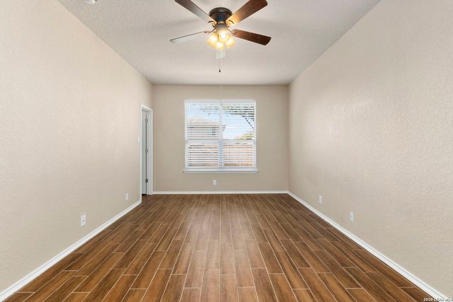 10814 MUSTANG OAK DR, San Antonio, TX 78254