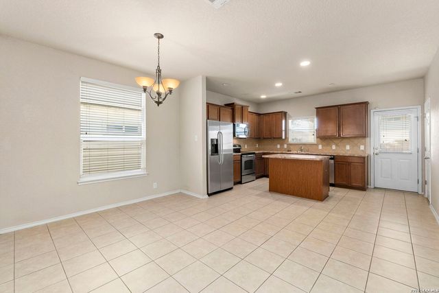 10814 MUSTANG OAK DR, San Antonio, TX 78254