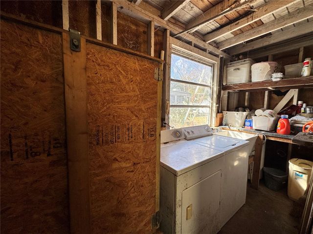 8716 N TEMPLE AVENUE, Tampa, FL 33617