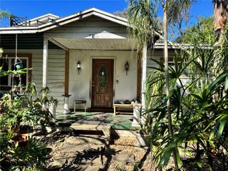 8716 N TEMPLE AVENUE, Tampa, FL 33617