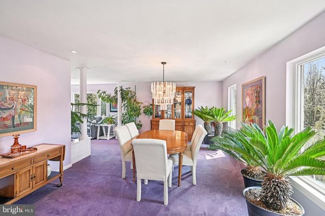 2 WARWICK CT, Mount Laurel, NJ 08054