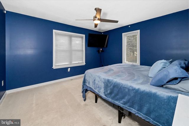 704 MAIN, Dover, DE 19901