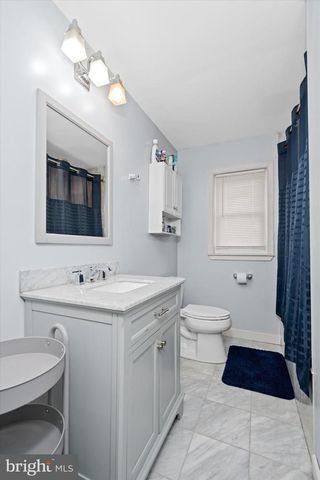 704 MAIN, Dover, DE 19901