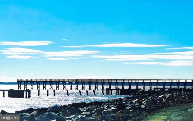 704 MAIN, Dover, DE 19901