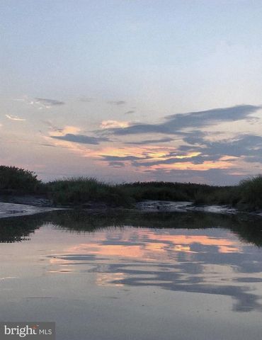 704 MAIN, Dover, DE 19901