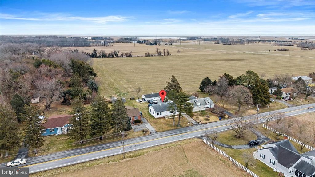 704 MAIN, Dover, DE 19901