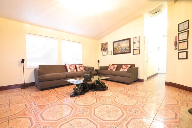 2151 Oakland Road 412, San Jose, CA 95131