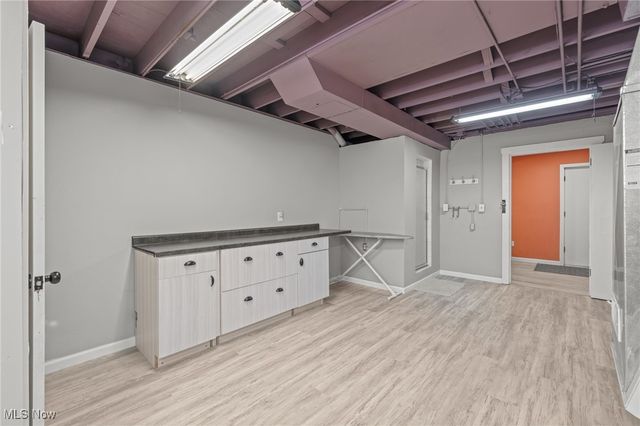 6473 Tanglewood Lane, Seven Hills, OH 44131