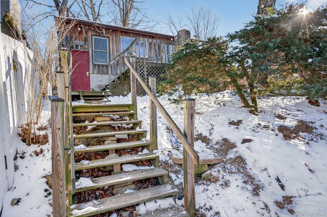 488 Tally Ho Road, Middletown, NY 10940