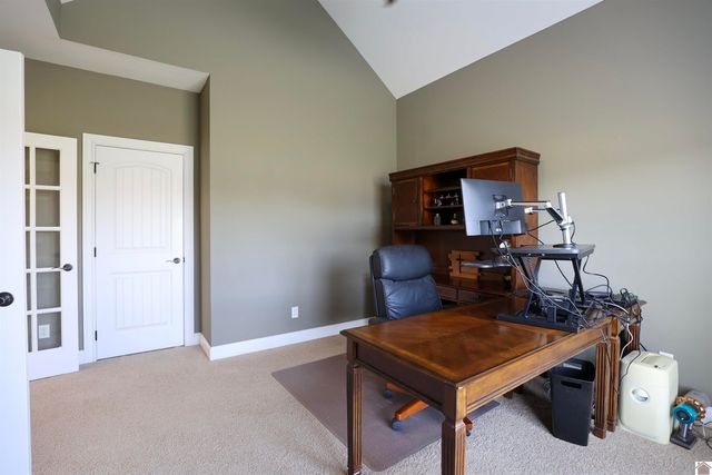 400 Cimarron Way, Paducah, KY 42001