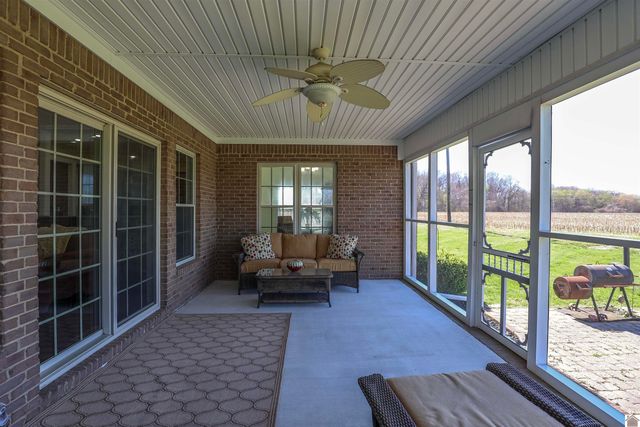 400 Cimarron Way, Paducah, KY 42001