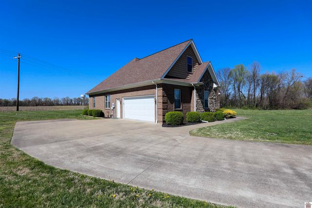 400 Cimarron Way, Paducah, KY 42001
