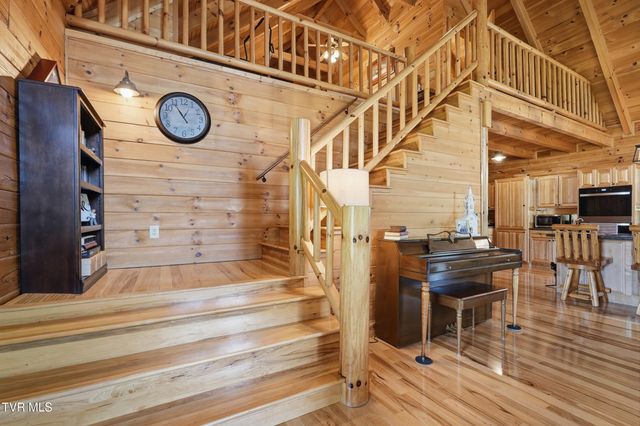 1565 Broad Street, Elizabethton, TN 37643