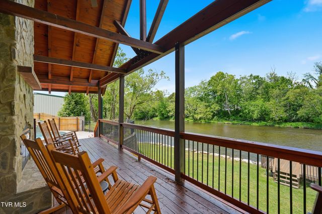 1565 Broad Street, Elizabethton, TN 37643