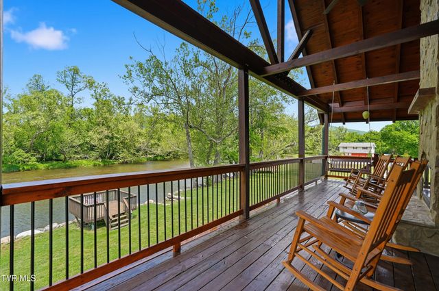 1565 Broad Street, Elizabethton, TN 37643
