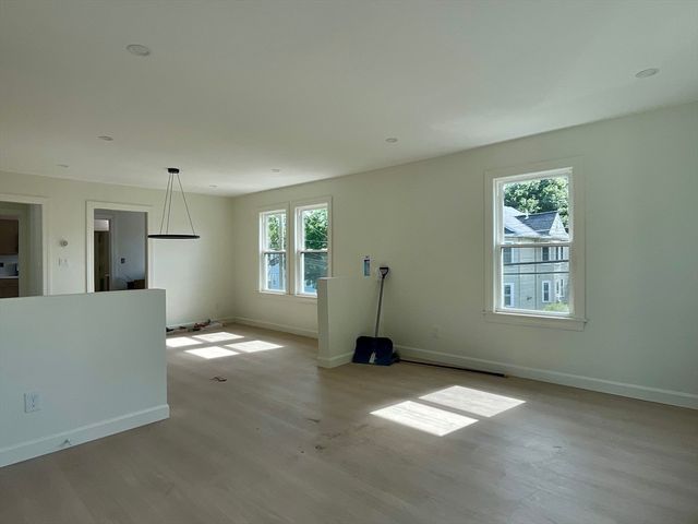 78 Hull St 2, Belmont, MA 02478