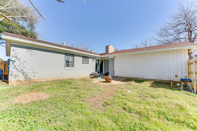 3908 Cody Court, Irving, TX 75062