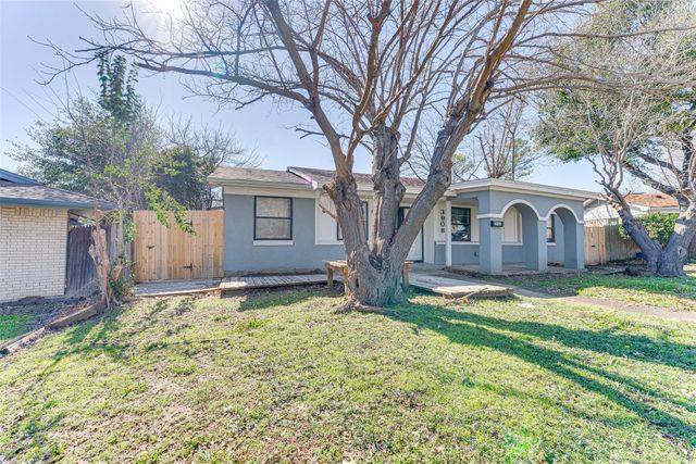 3908 Cody Court, Irving, TX 75062