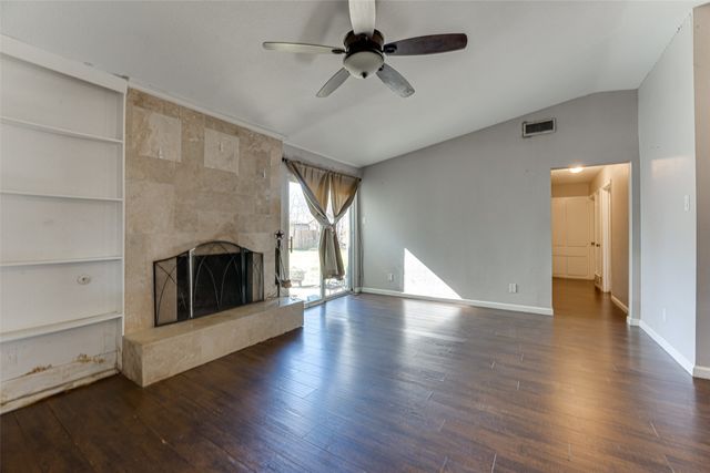 3908 Cody Court, Irving, TX 75062