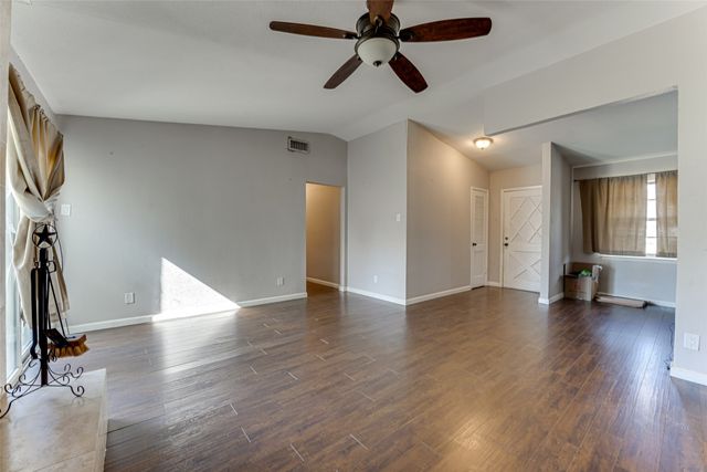 3908 Cody Court, Irving, TX 75062