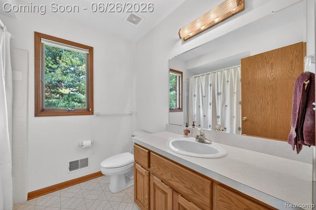 8558 37 Mile Road, Romeo, MI 48065