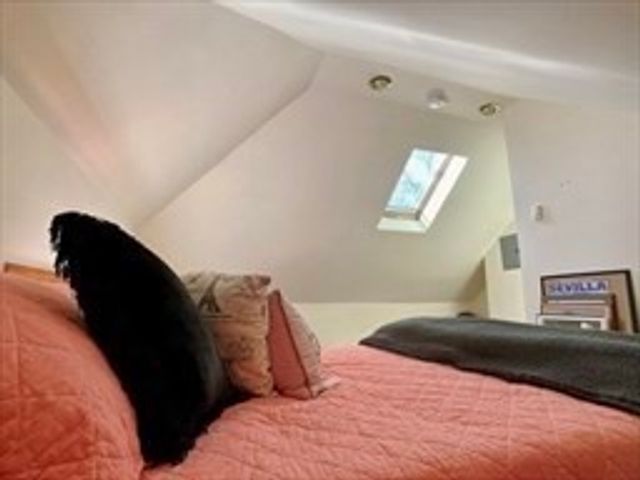 22 Westbourne Road 2, Newton, MA 02459