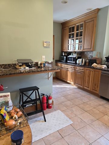 22 Westbourne Road 2, Newton, MA 02459