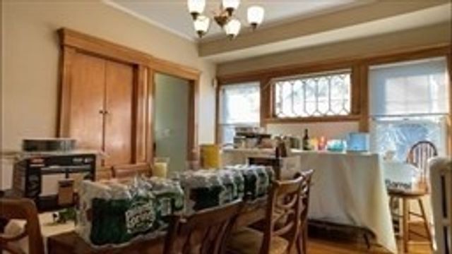 22 Westbourne Road 2, Newton, MA 02459