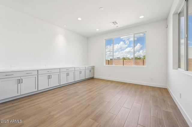 5768 E Rancho Caliente Drive, Cave Creek, AZ 85331