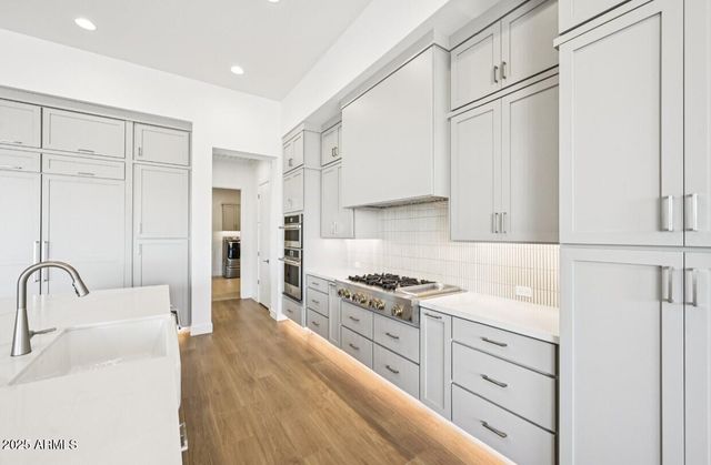 5768 E Rancho Caliente Drive, Cave Creek, AZ 85331