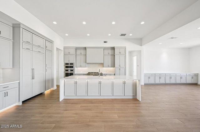 5768 E Rancho Caliente Drive, Cave Creek, AZ 85331