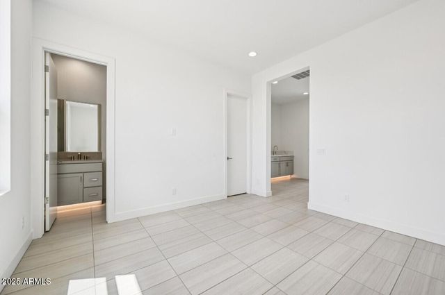 5768 E Rancho Caliente Drive, Cave Creek, AZ 85331