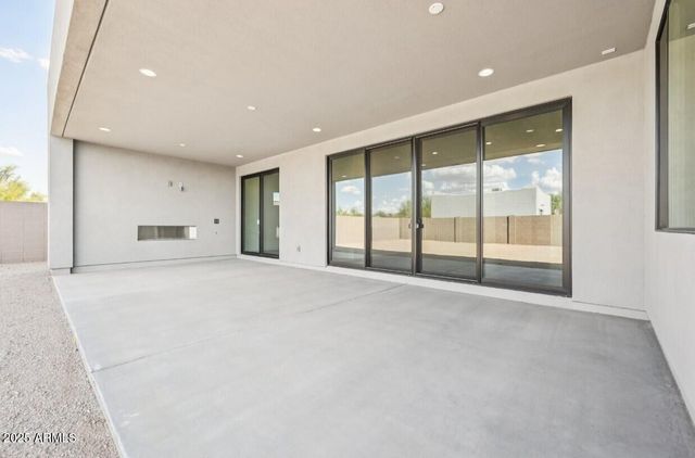 5768 E Rancho Caliente Drive, Cave Creek, AZ 85331